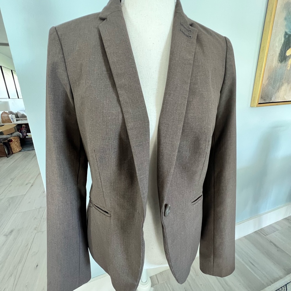 Full brown/taupe professional suit